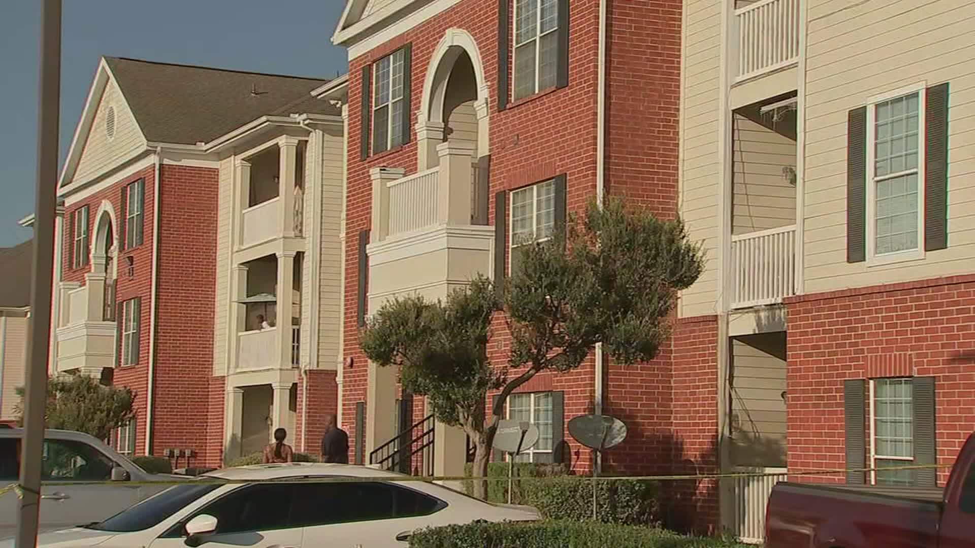 9-year-old has been dead inside SW Houston apartment for a year, 3 other kids were abandoned: HCSO